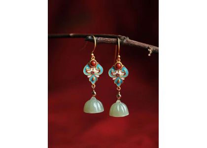 Do you like Vintage earrings 