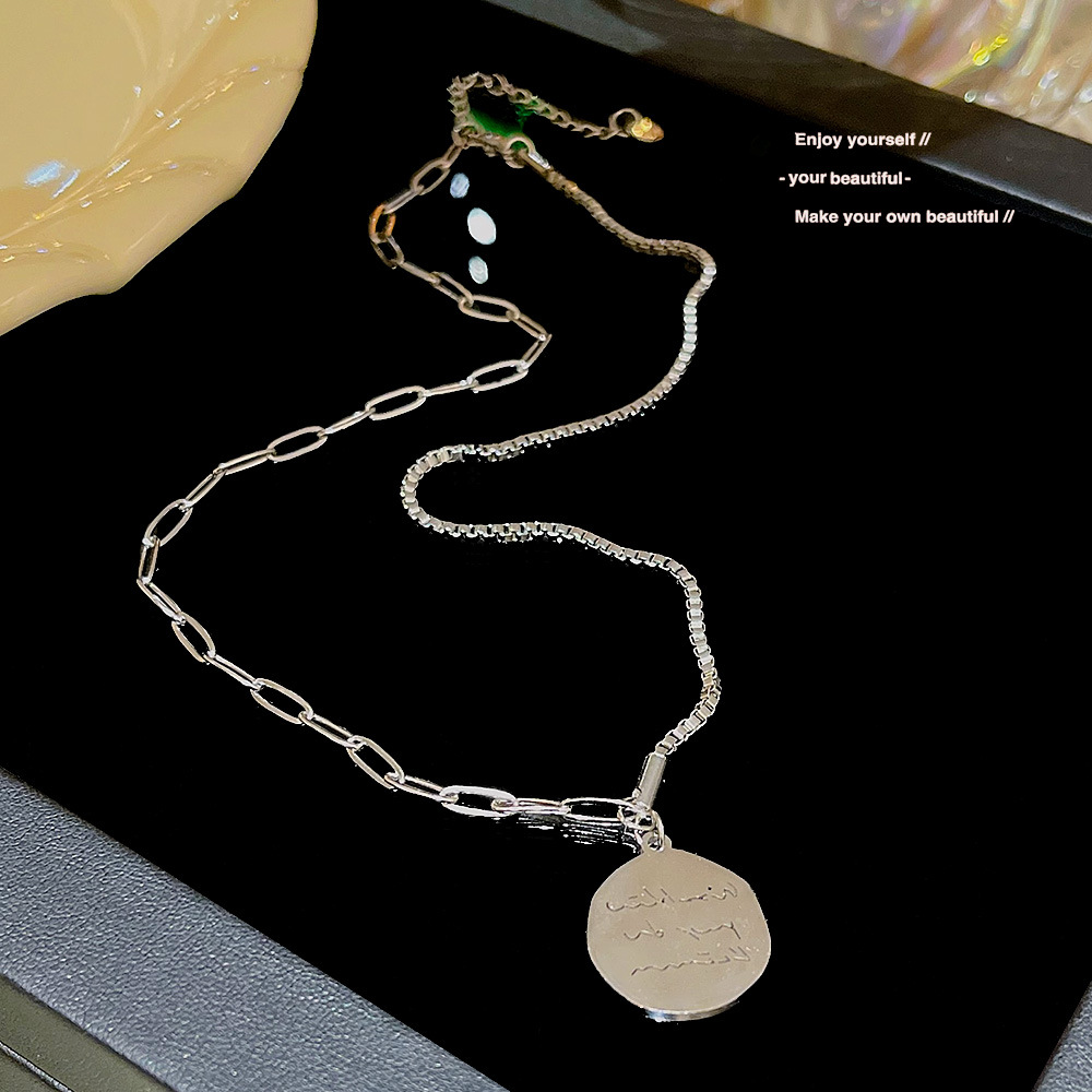 titanium steel necklace Exquisite necklace clavicle chain fashion necklace fashion jewelry
